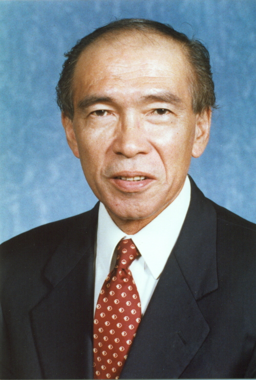 黃宏发议员, OBE, JP